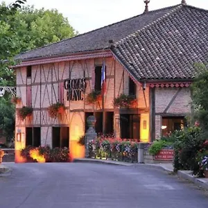 https://villa-10-personnes.hotels-rhonealpes.com
